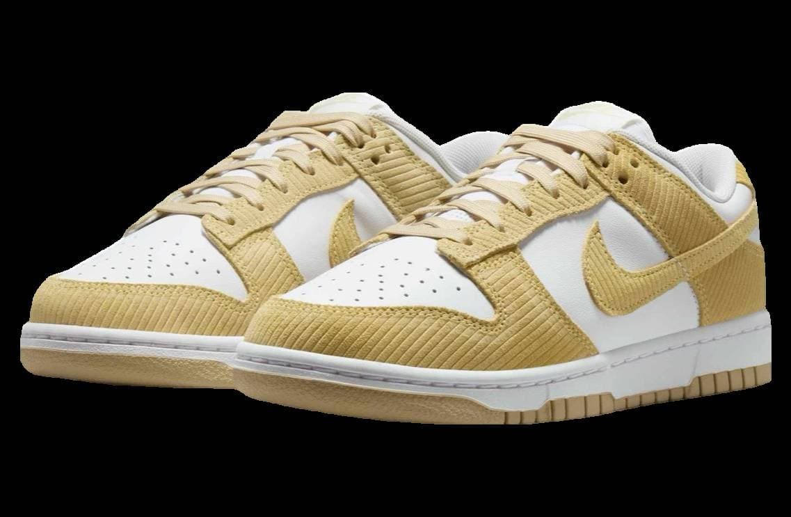Nike Dunk Low Alabaster Corduroy release photo 2