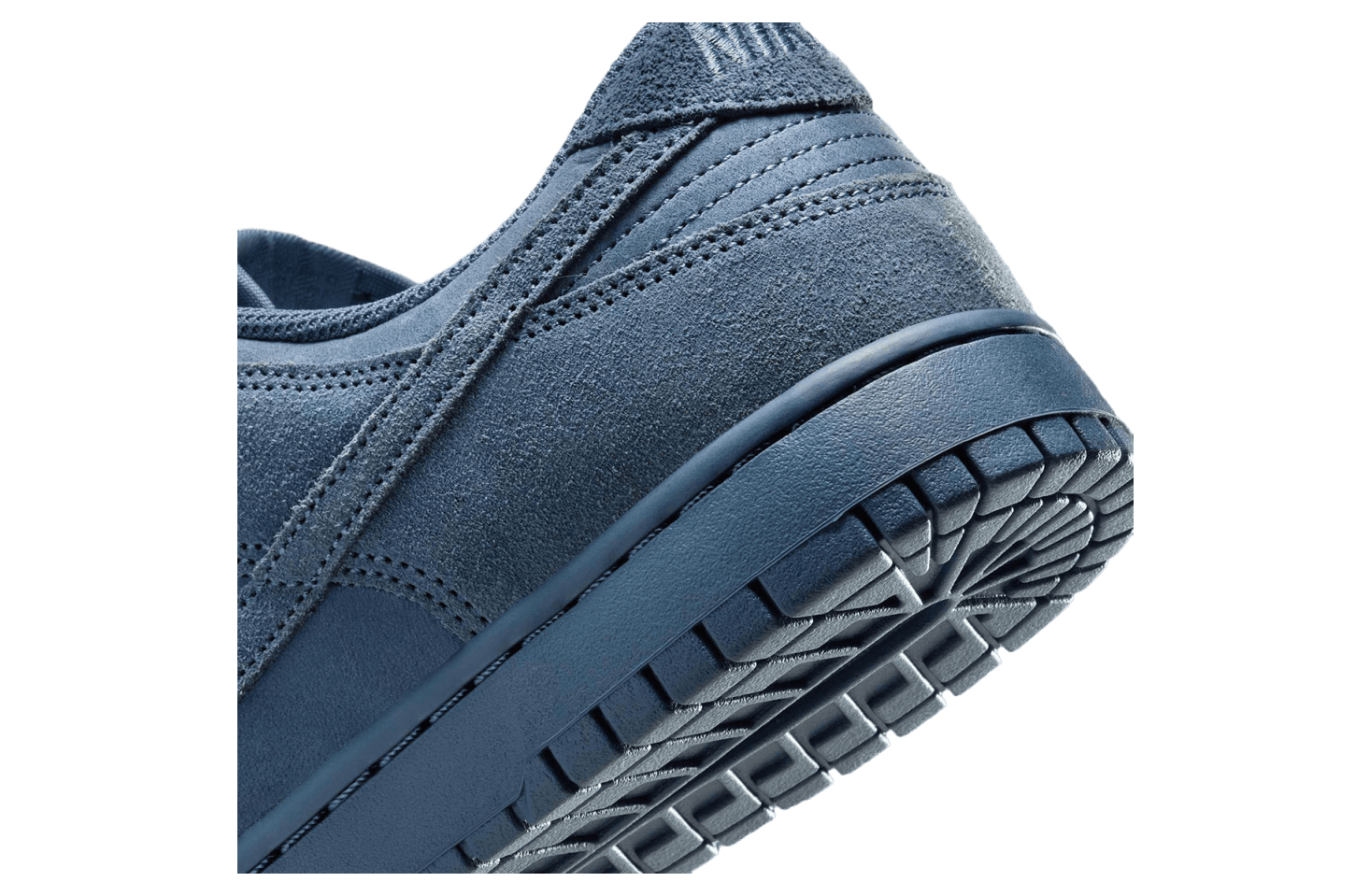 Nike Dunk Low Diffused Blue release photo 3