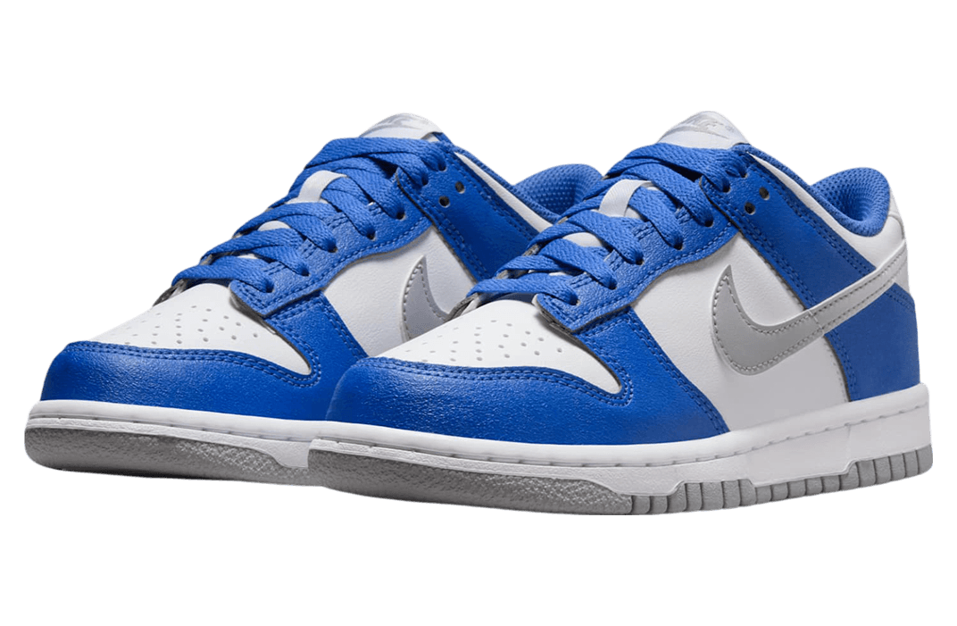 Nike Dunk Low GS Star Blue / Summit White release photo 2