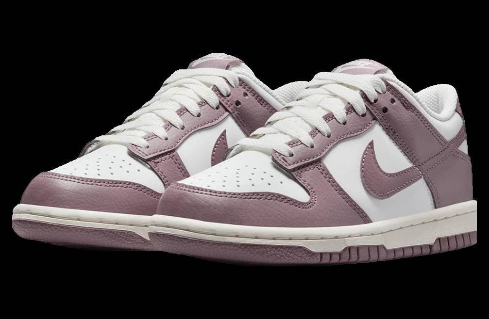 Nike Dunk Low GS Taupe Grey / Summit White release photo 2