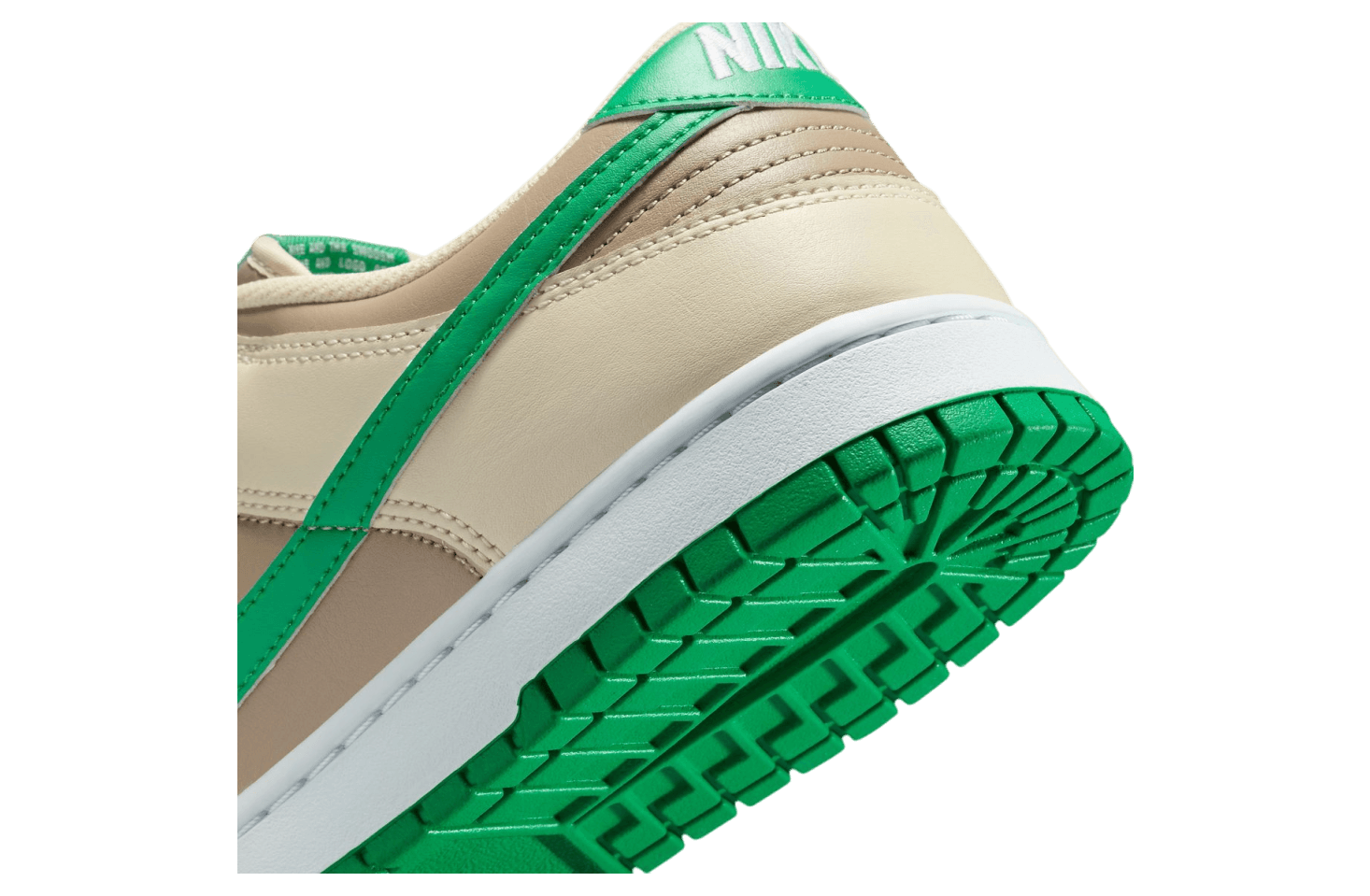 Nike Dunk Low Light Khaki / Green release photo 3