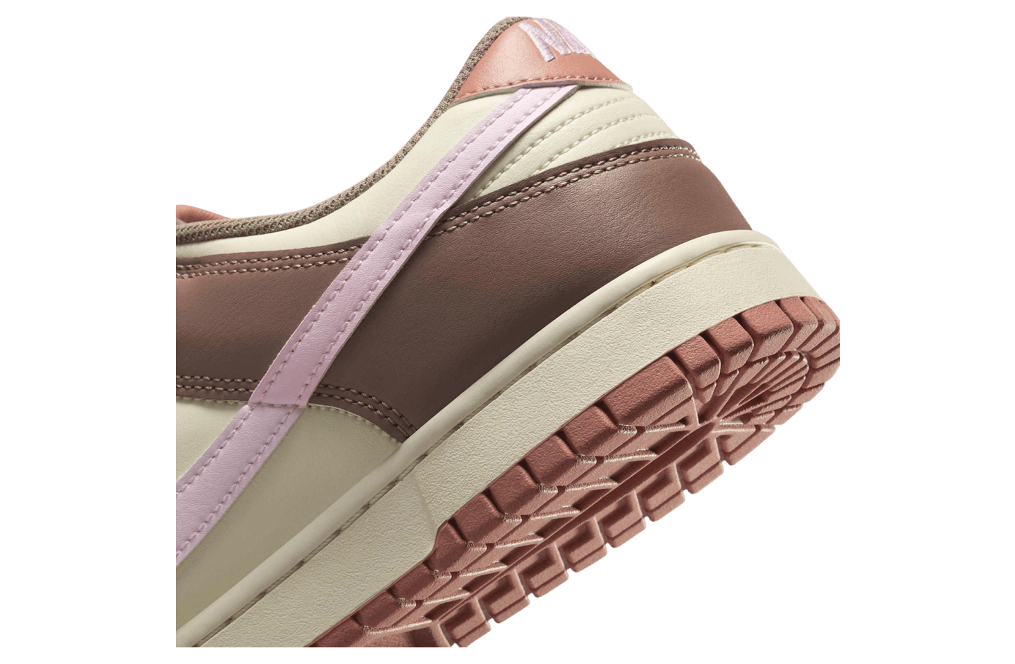 Nike Dunk Low Neapolitan 2025 release photo 3