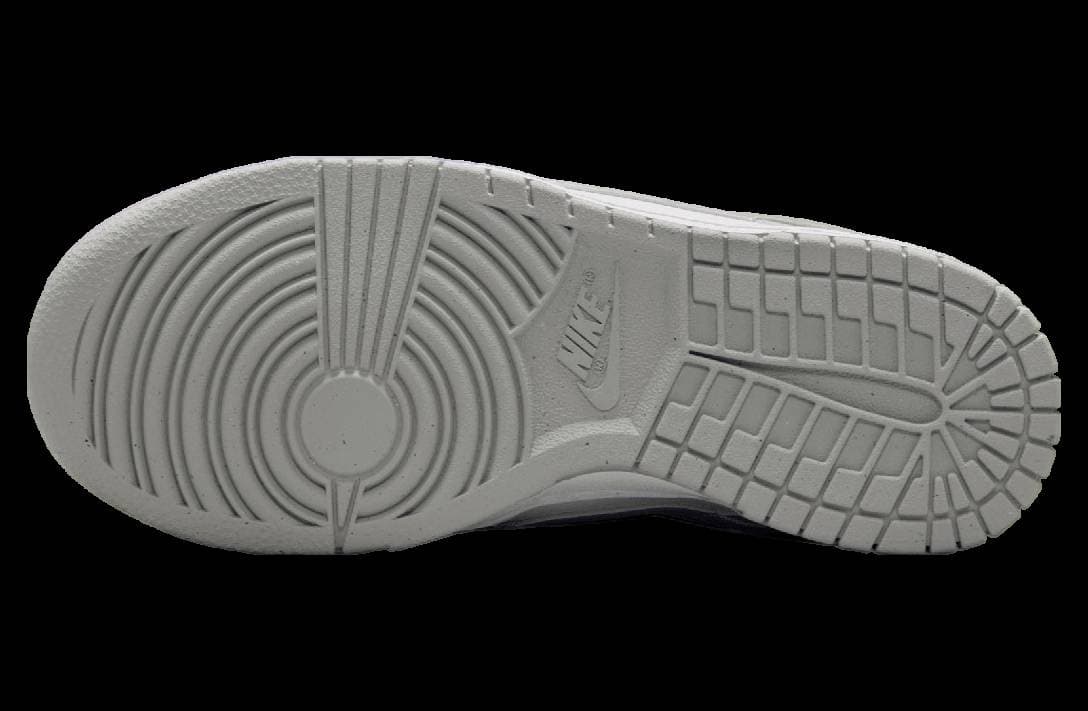 Nike Dunk Low Next Nature WMNS White / Light Smoke Grey release photo 3