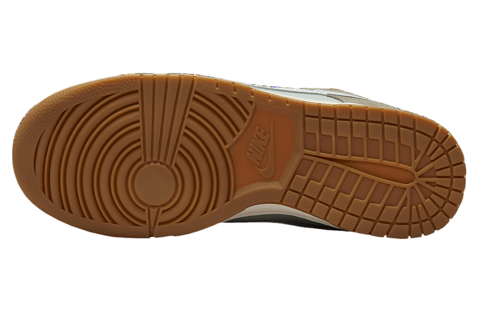 Nike Dunk Low Olive / Coconut Milk release photo 3