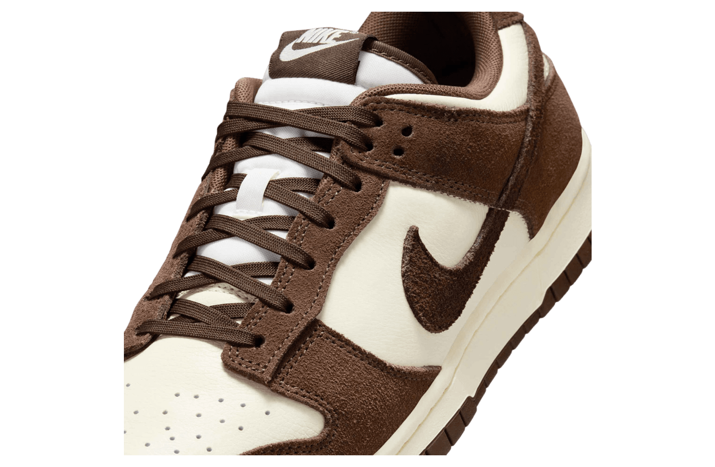 Nike Dunk Low Pale Ivory / Baroque Brown release photo 3