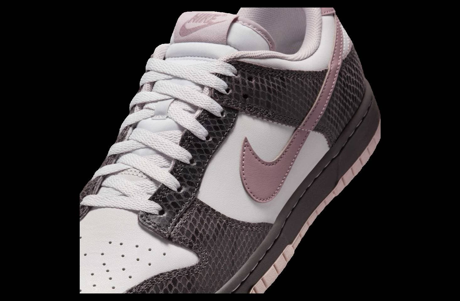 Nike Dunk Low SE Snakeskin release photo 7