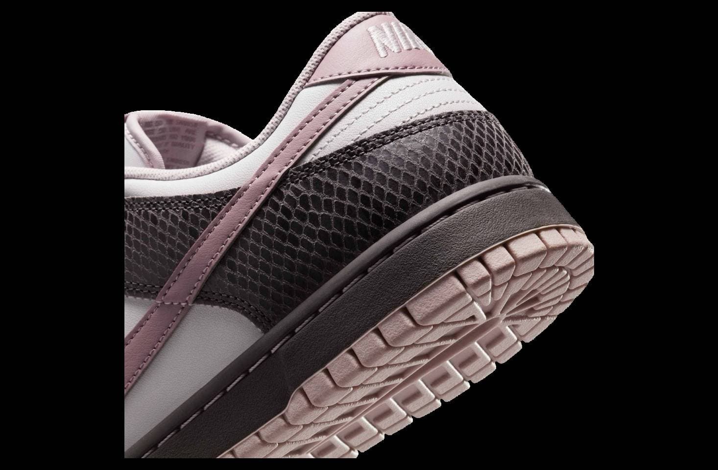 Nike Dunk Low SE Snakeskin release photo 8