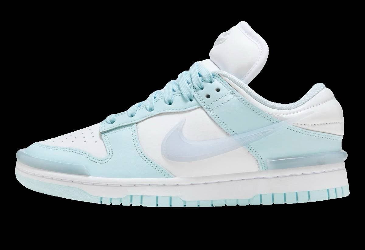 Nike Dunk Low Twist WMNS Glacier Blue release photo 1