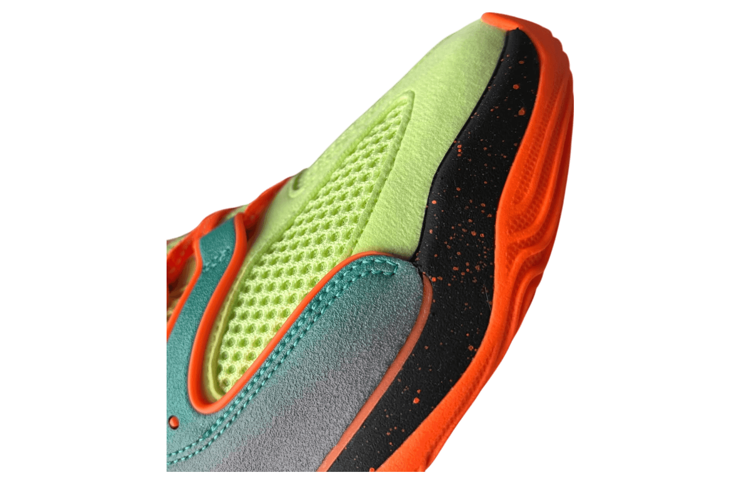 Nike KD 18 Clear Jade / Liquid Lime release photo 3