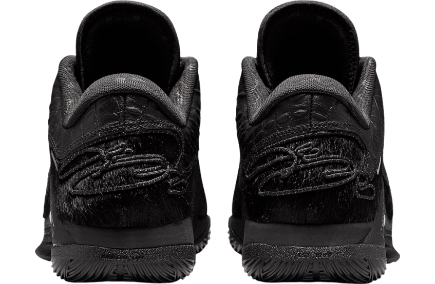 Nike Lebron 22 Black Label Black / Metallic Gold release photo 5