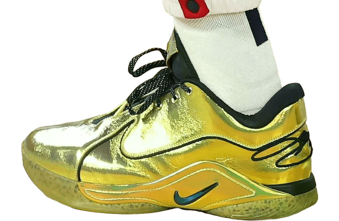 Nike LeBron 22 Inmortalized Metallic Vivid Gold Nike release photo