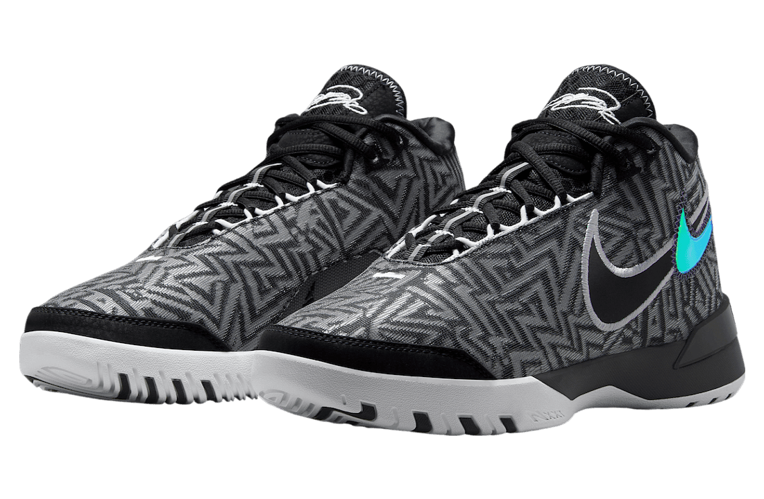 Nike LeBron NXXT Genisus Black release photo 2