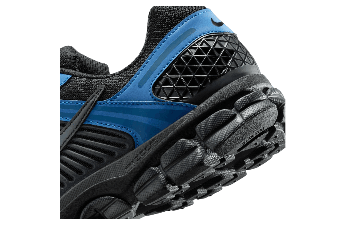 Nike Zoom Vomero 5 Black / Court Blue release photo 3