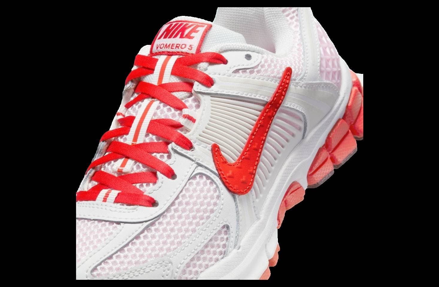 Nike Zoom Vomero 5 GS Valentine’s Day release photo 7