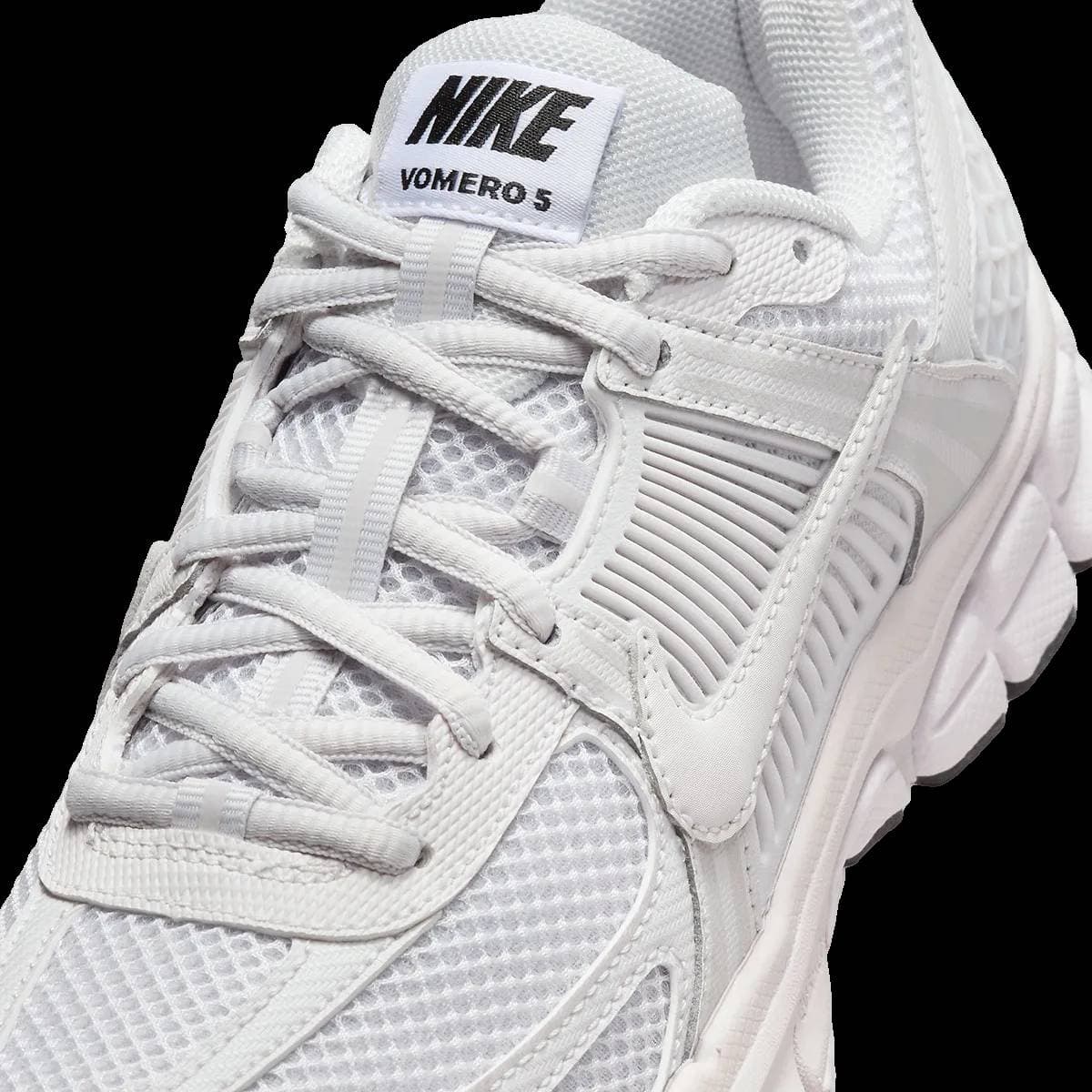 Nike Zoom Vomero 5 GS White Black release photo 8