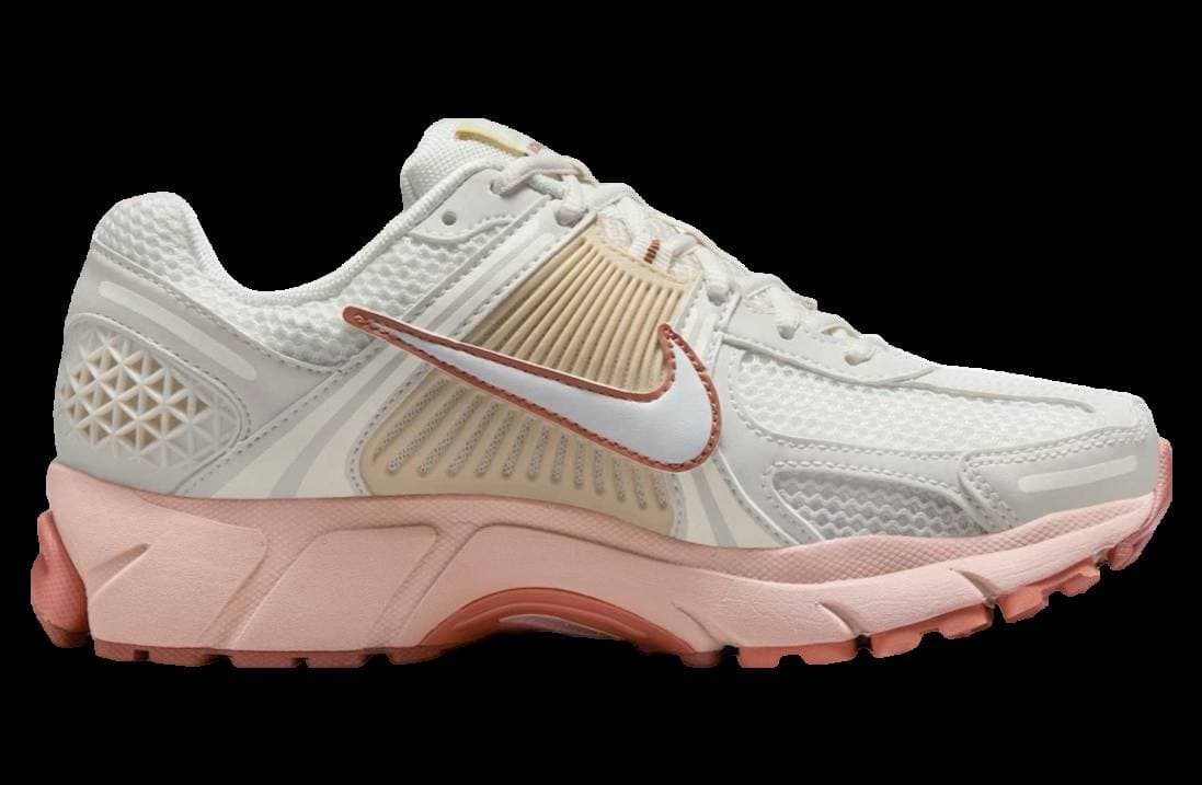 Nike Zoom Vomero 5 Phantom / Particle Beige release photo 3