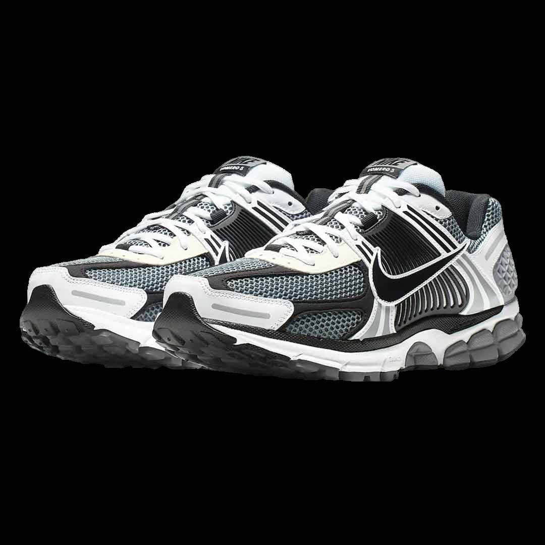 Nike Zoom Vomero 5 SE SP Dark Grey release photo 2