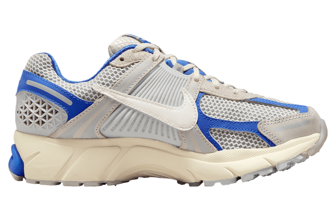 Nike Zoom Vomero 5 WMNS Coconut Milk / Game Royal release photo 3