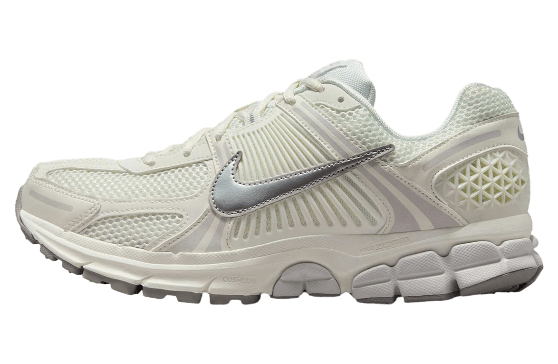 Nike Zoom Vomero 5 WMNS Sail / Metallic Silver / Vast Grey release photo 1