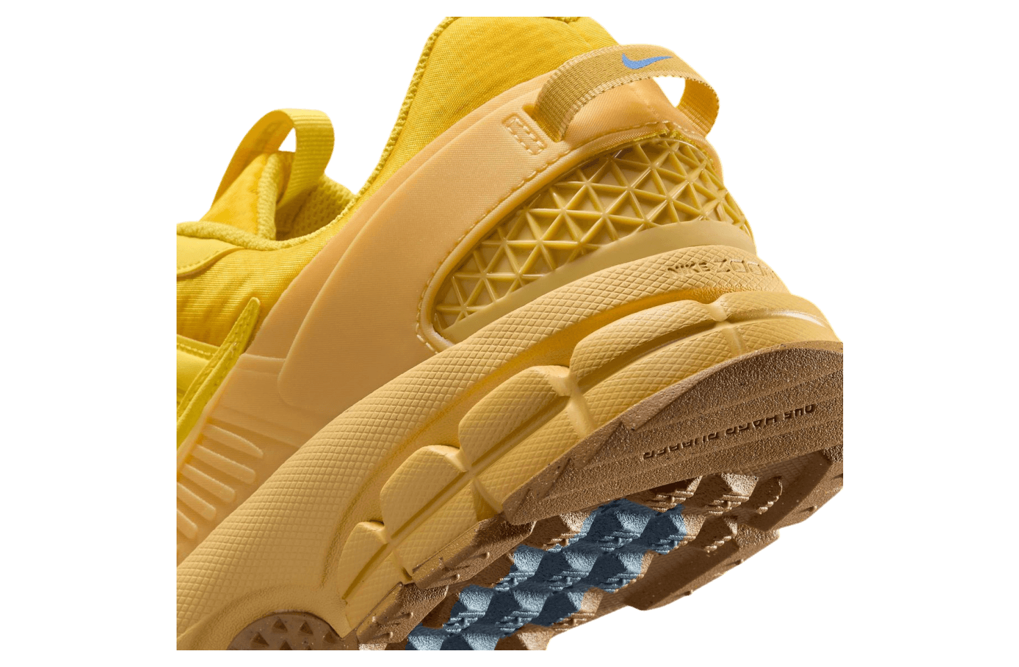 Nike Zoom Vomero Roam Lightning release photo 3
