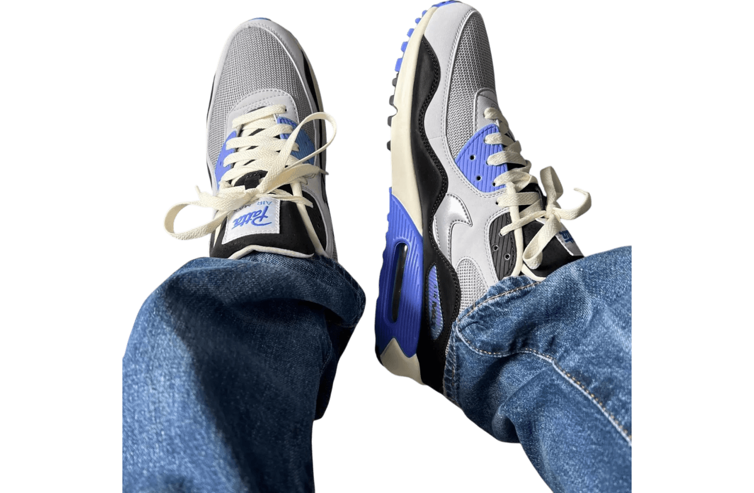 Patta x Nike Air Max 90 Waves Particle Grey / Sapphire release photo 1