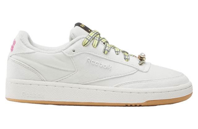 Reebok Club C WMNS Clueless release photo