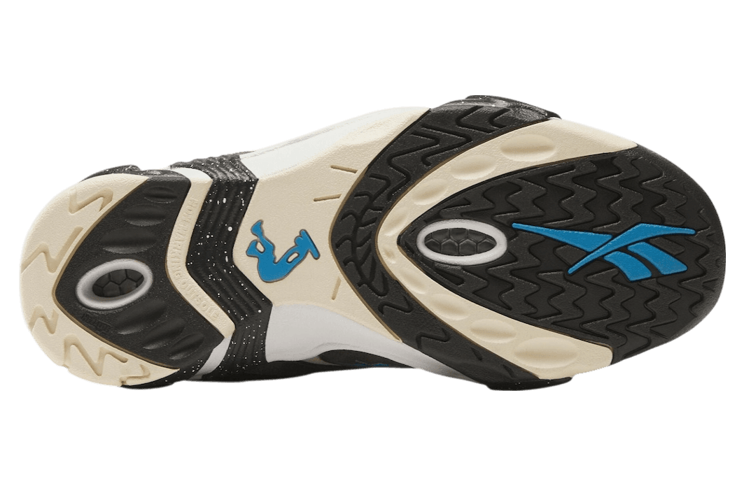 Reebok Shaqnosis Washed Black / Chalk release photo 3