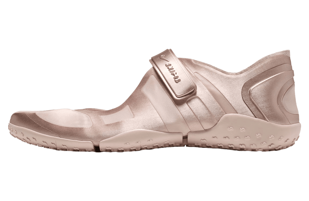 Skims x Nike Air Rift Mesh WMNS Pink Nike release photo