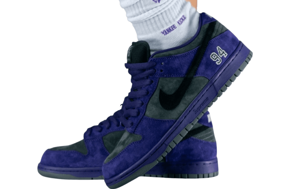 Supreme x Nike SB Dunk Low Ink Ink / Iron Grey release photo 3