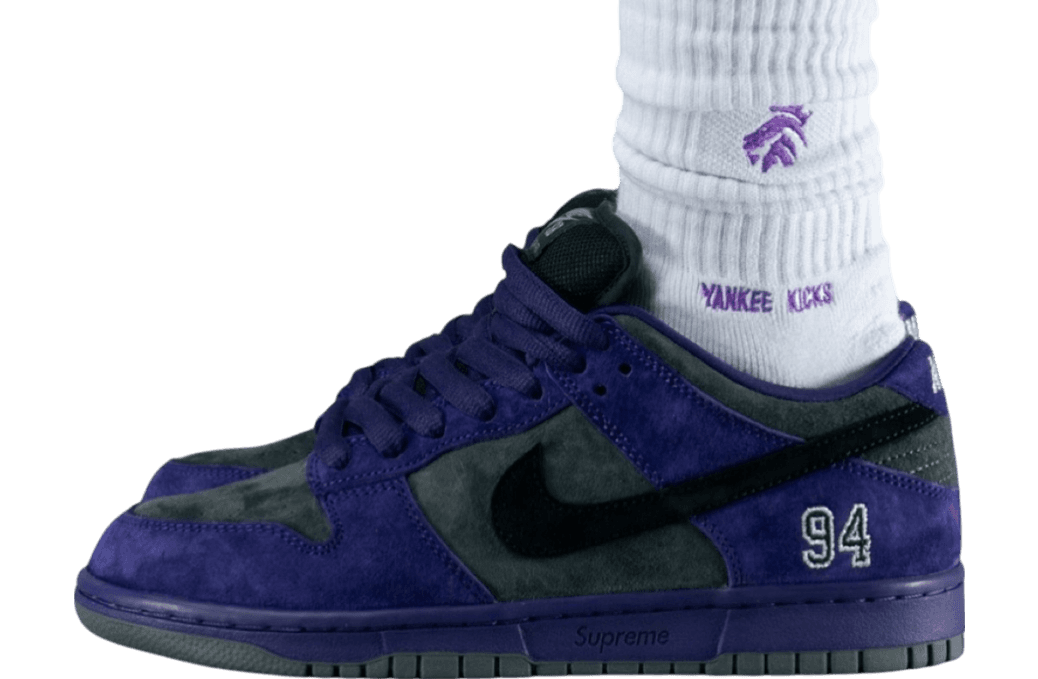 Supreme x Nike SB Dunk Low Ink Ink / Iron Grey release photo 1