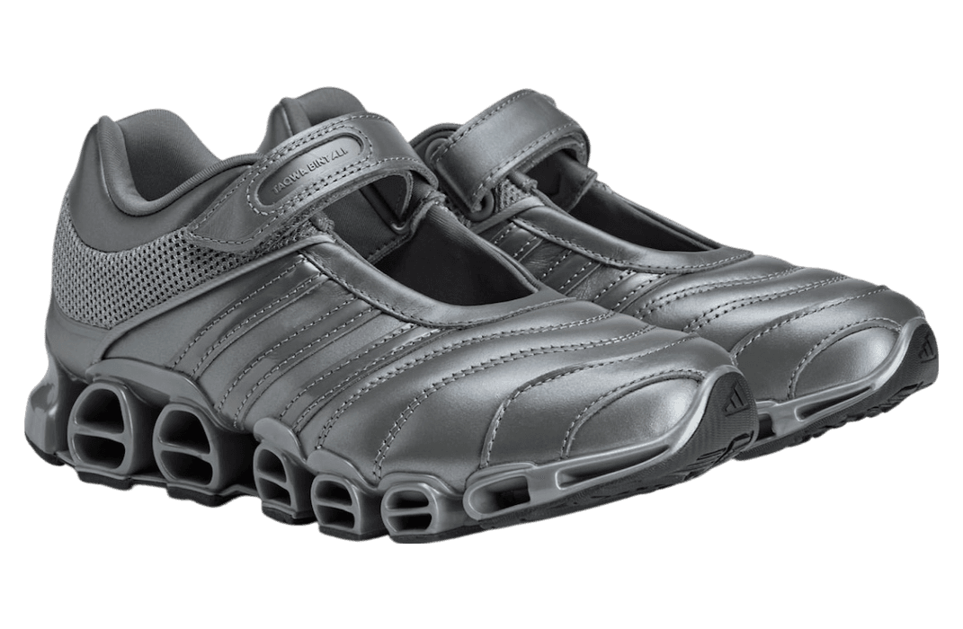 Taqwa Bint Ali x Adidas Megaride Mary-Jane release photo 2