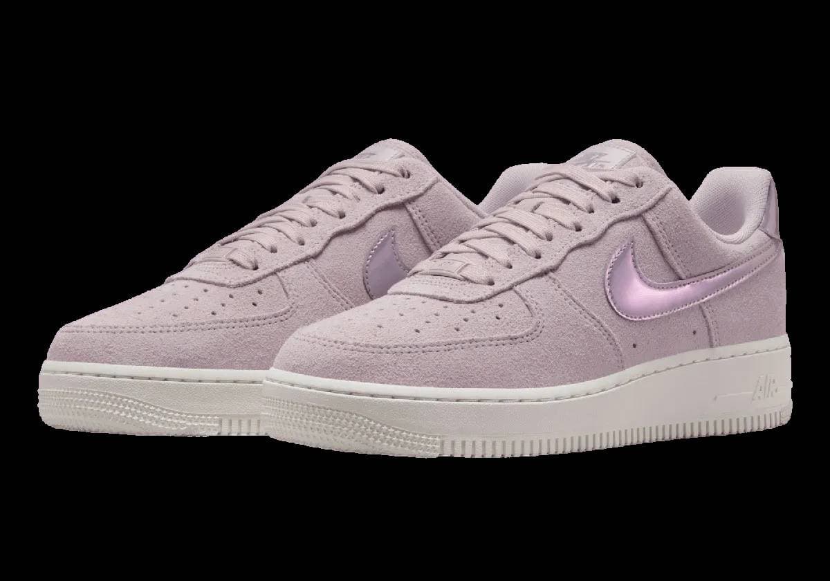 The Nike Air Force 1 Low Platinum Violet release photo 2