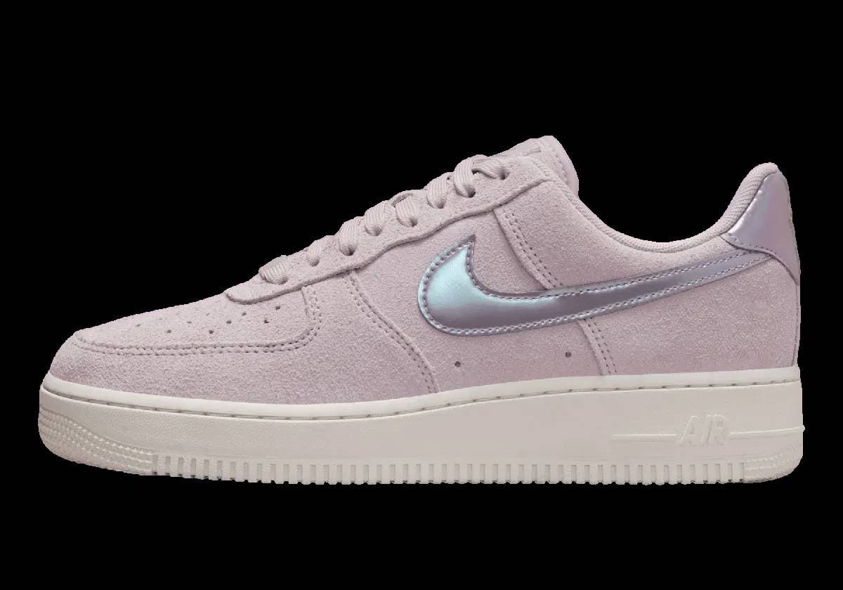 The Nike Air Force 1 Low Platinum Violet release photo 1