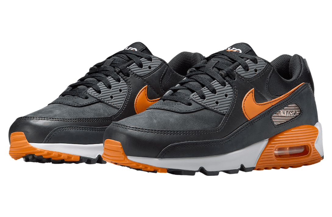 Yomiuri Giants x Nike Air Max 90 Tokyo release photo 2