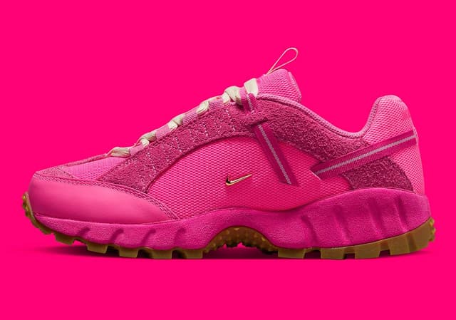 Jacquemus x Nike Air Humara LX Nike release photo