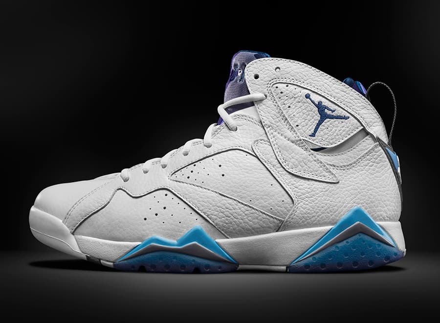 Air Jordan 7 'French Blue' Remaster release photo 1