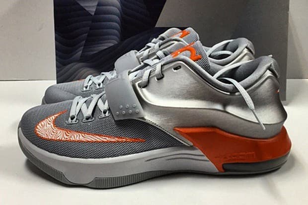 NIKE KD 7 “TEXAS” Nike release photo