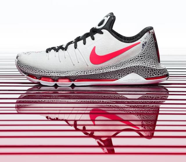 Nike KD 8 “Christmas” Nike release photo