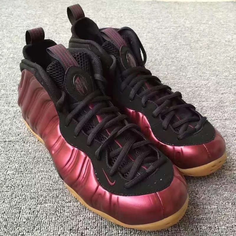 Nike Air Foamposite One release photo 1