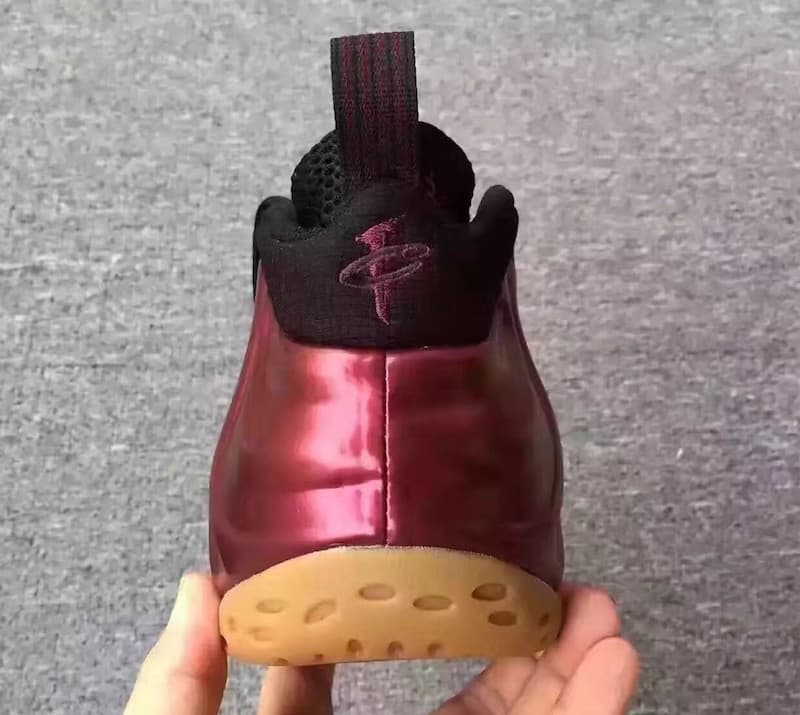 Nike Air Foamposite One release photo 5
