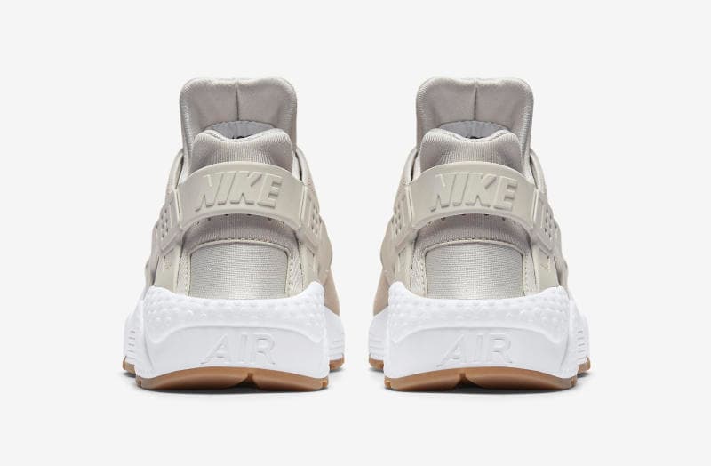 Nike Air Huarache TXT release photo 4