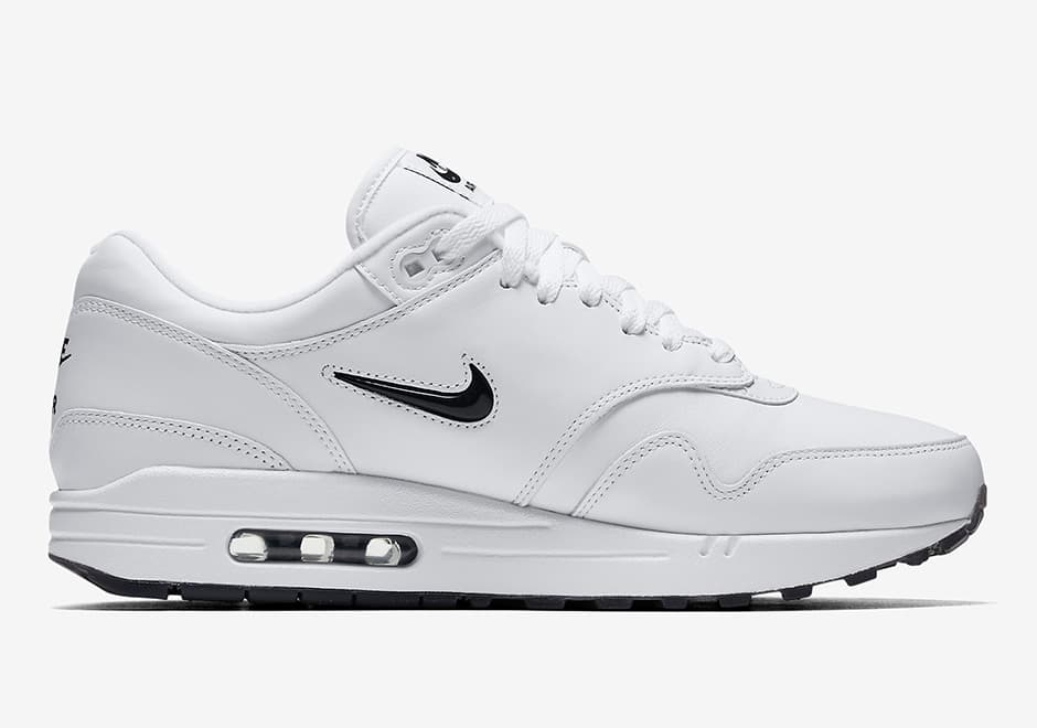 Nike Air Max 1 Premium SC release photo 3