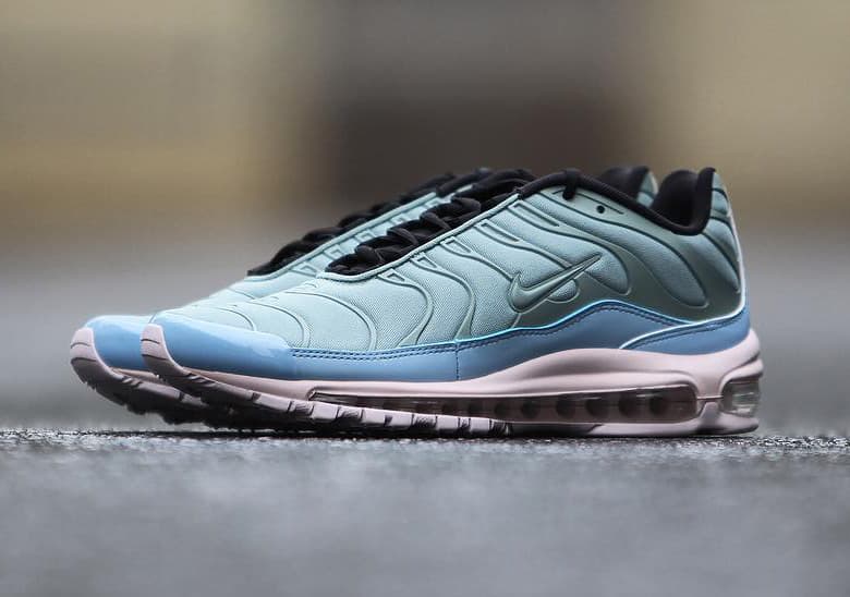 Nike Air Max 97 release photo 2