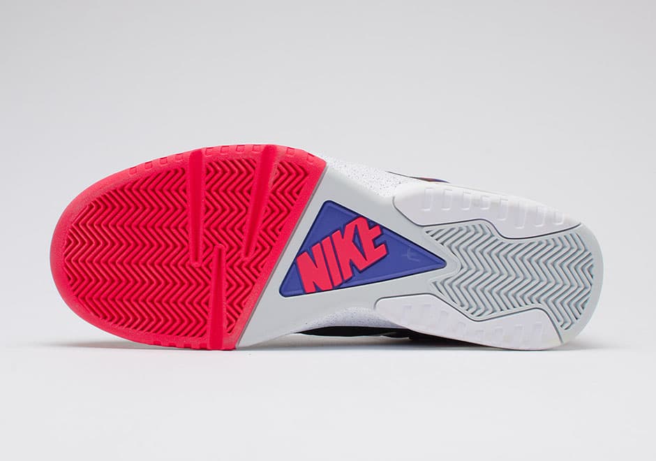Nike Air Tech Challenge 4 OG Retro release photo 5