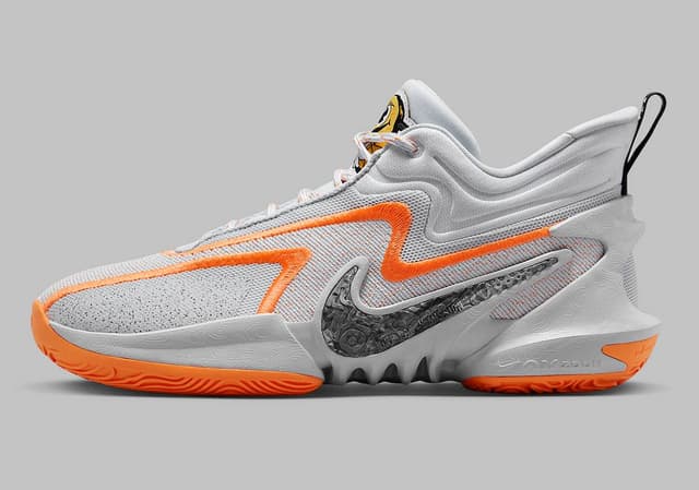 Nike Cosmic Unity 2 "Nike University" Nike release photo