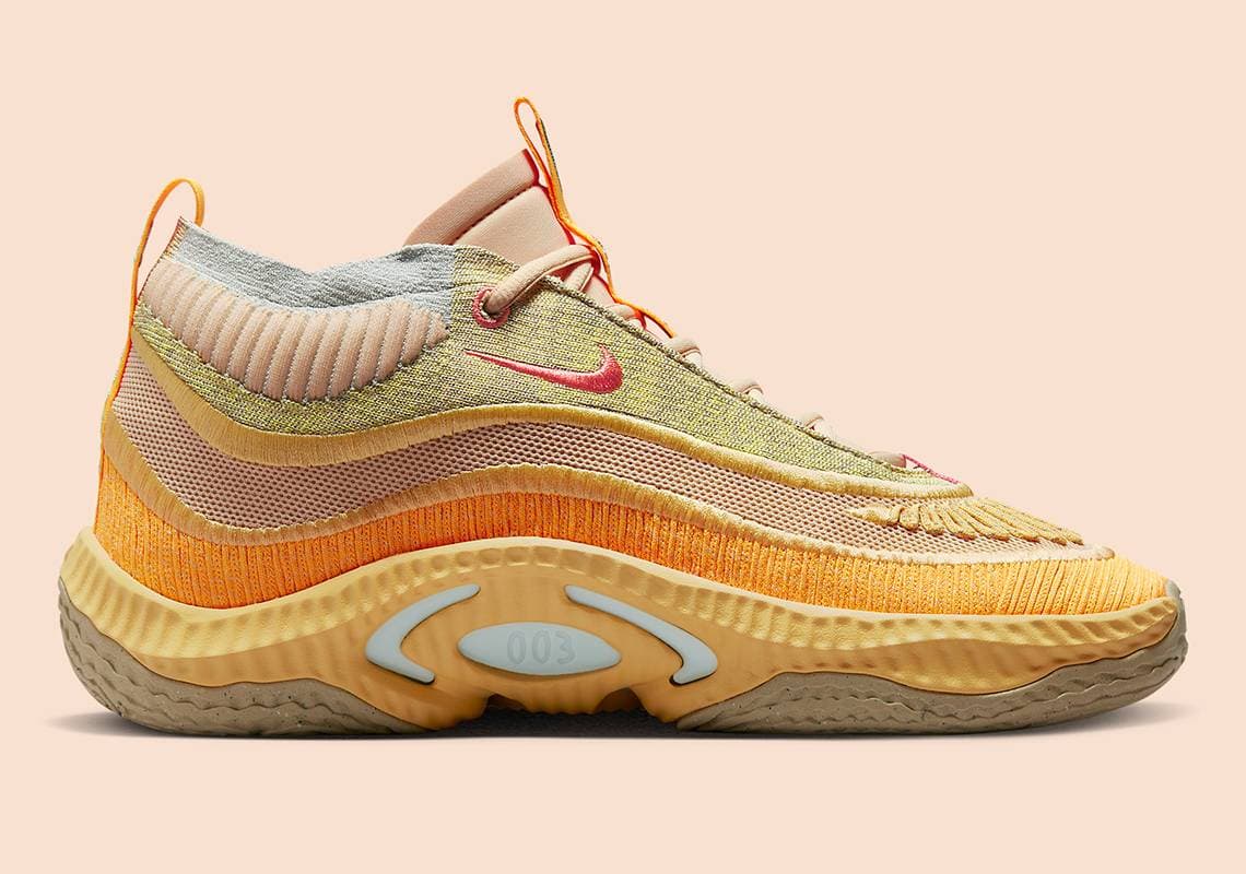 Nike Cosmic Unity 3 release photo 2
