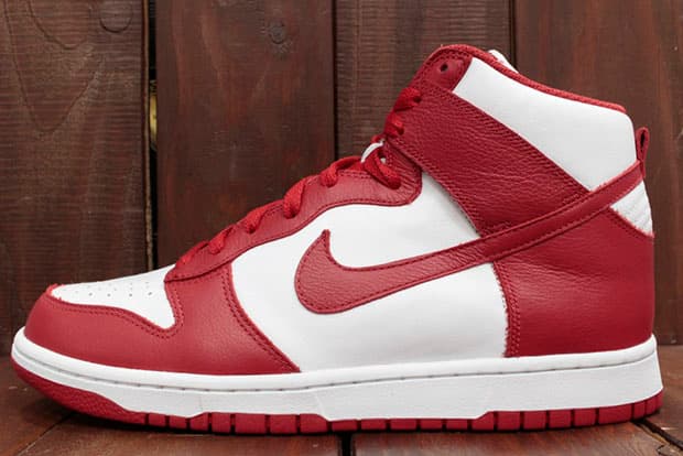 Nike Dunk High QS Nike release photo