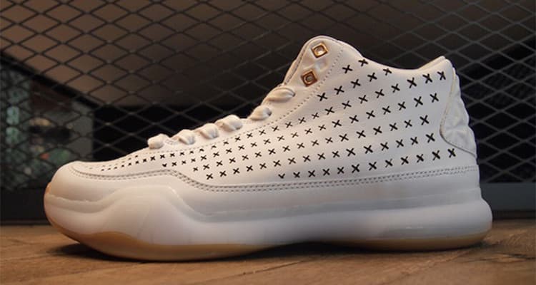 NIKE KOBE 10 MID EXT release photo 5