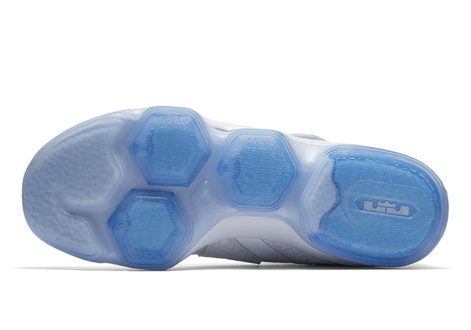 Nike LeBron 14 “Time to Shine” release photo 4