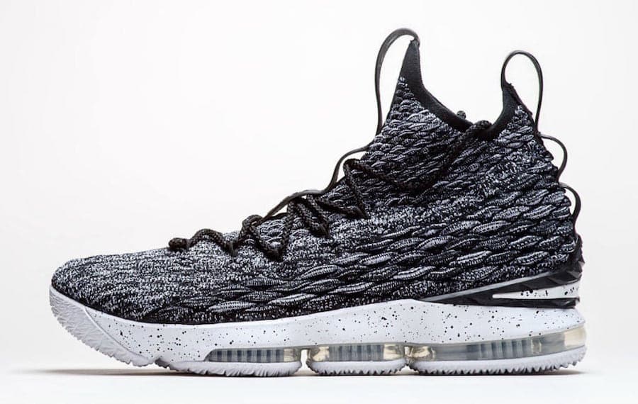 Nike LeBron 15 “Ashes” release photo 1